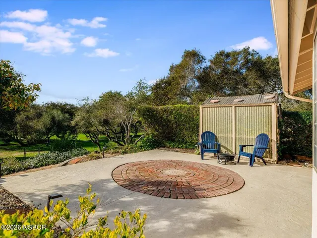 $985,000 | 372 Oak Hill Drive, Lompoc, CA 93436