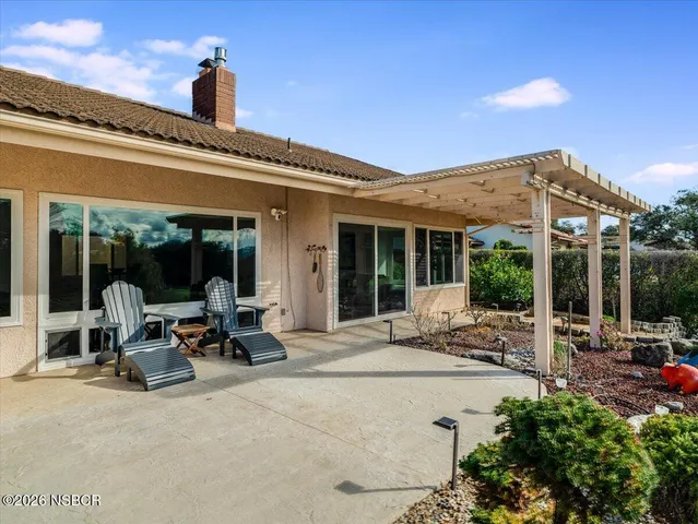 $985,000 | 372 Oak Hill Drive, Lompoc, CA 93436