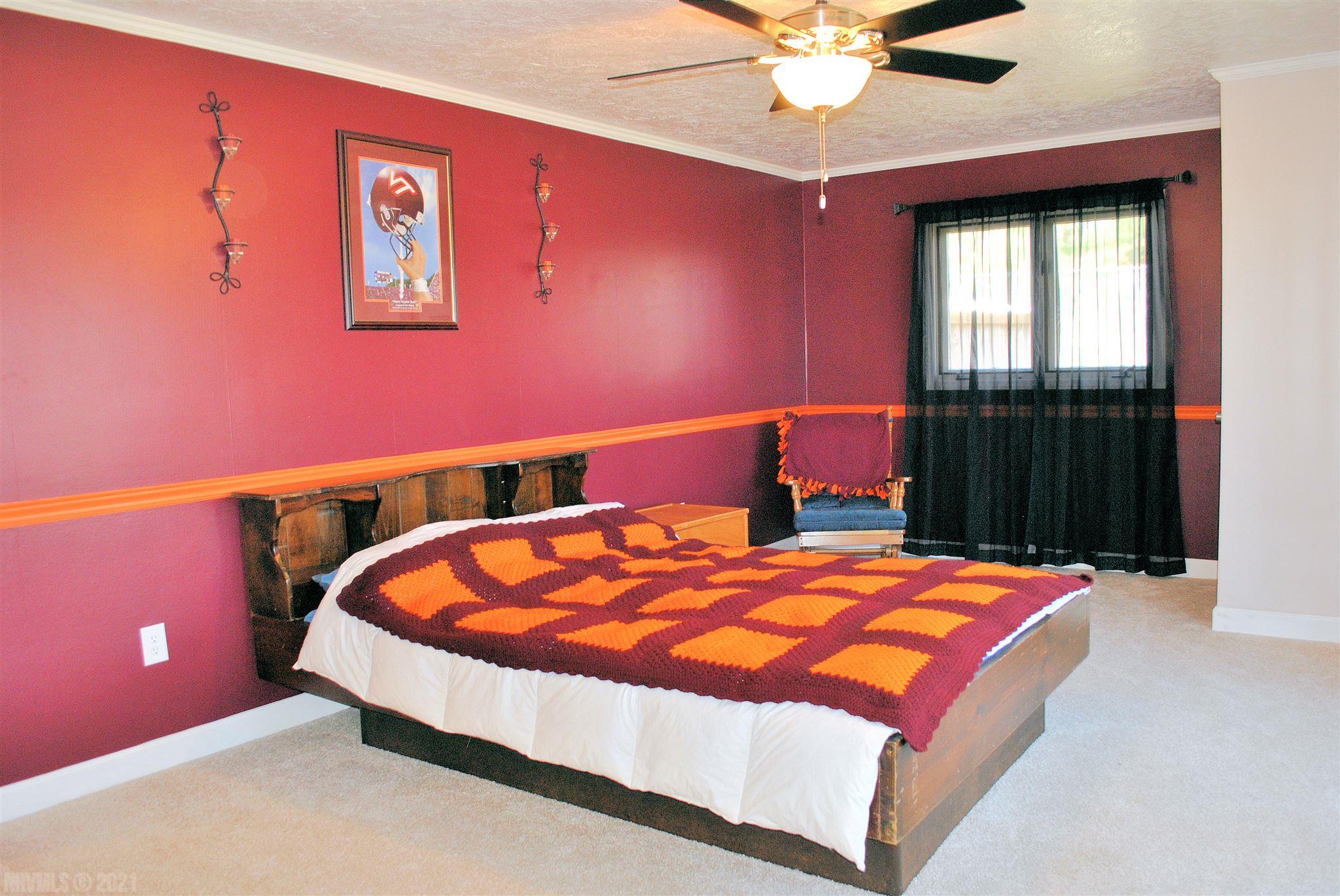 7462 Riverbluff Road Radford, VA 24141 - Photo 41 of 72 Gallery Image 41