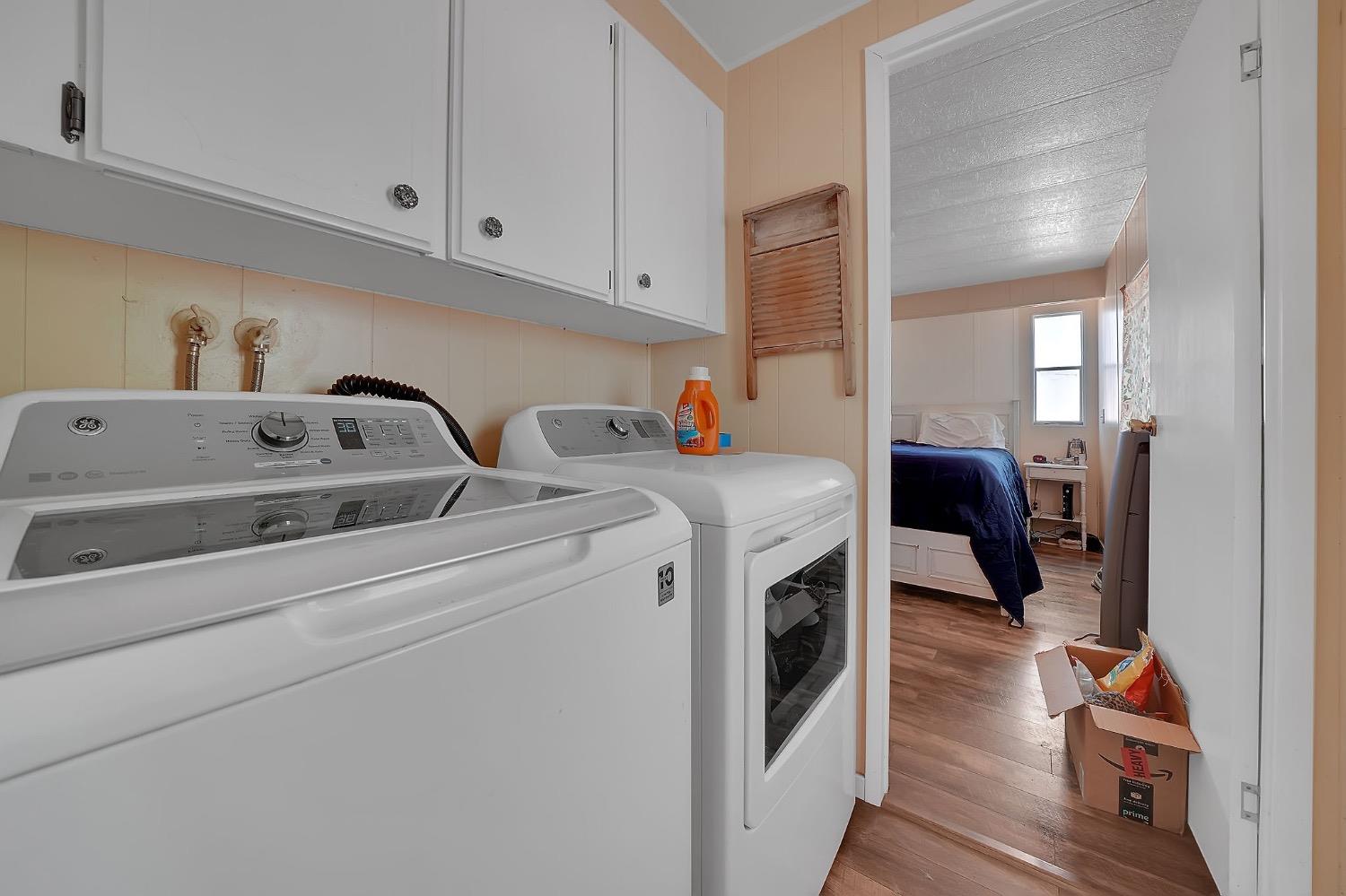 150 Clinton Road, Unit 38 Jackson, CA 95642 - Photo 16 of 18 a utility room with dryer and washer