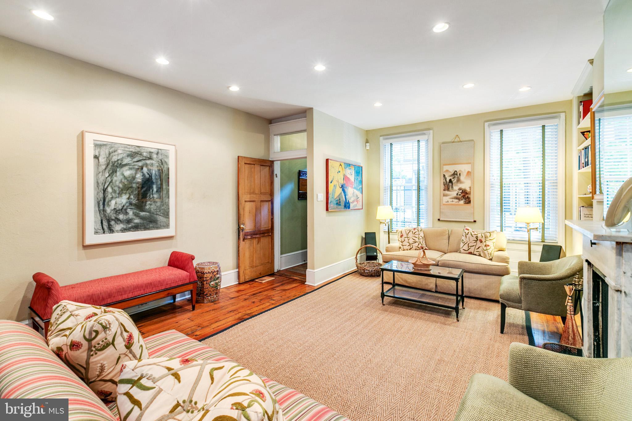 2209 Rittenhouse Square Philadelphia, PA 19103 - Photo 4 of 38 Gallery Image 4