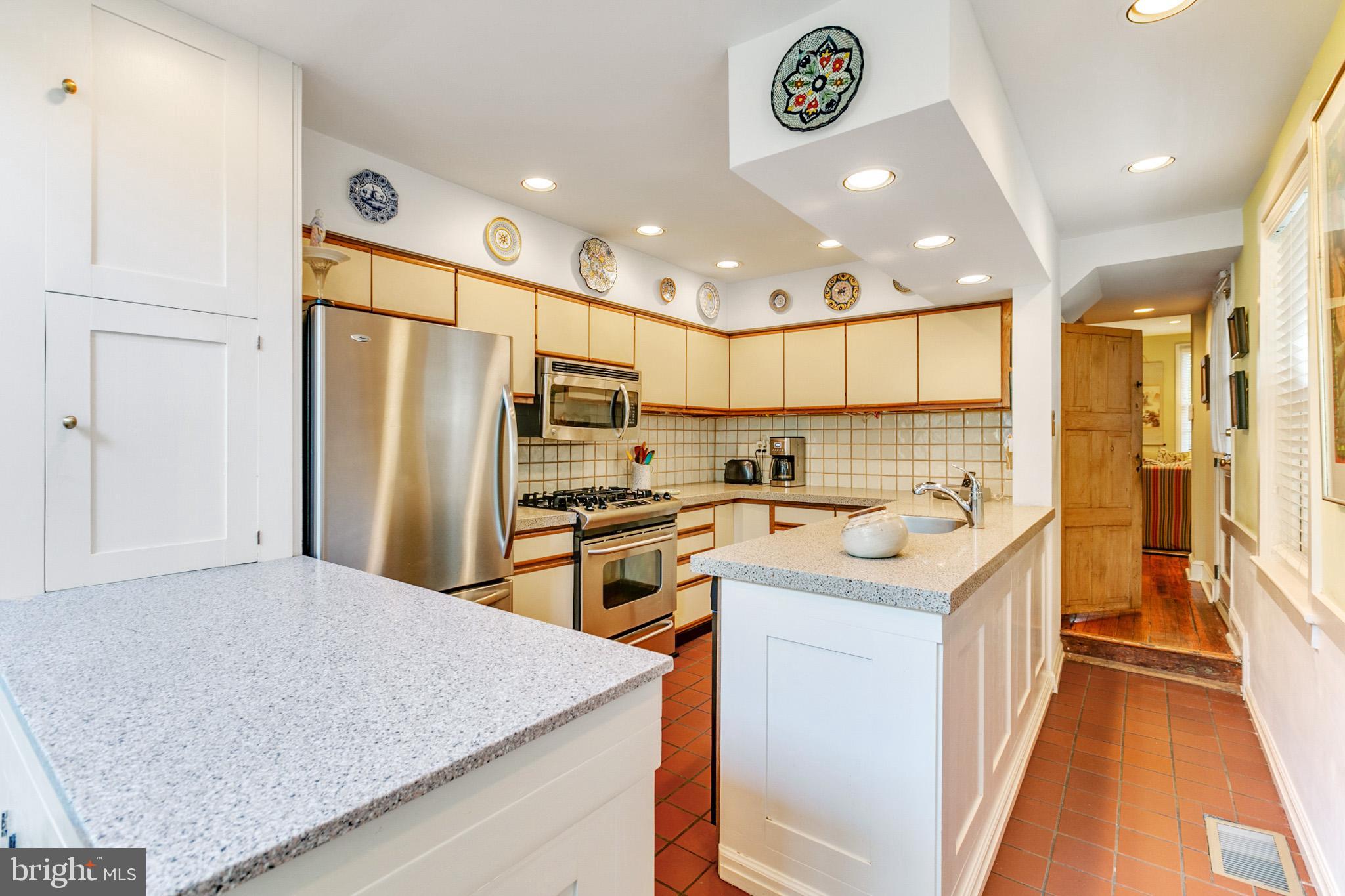 2209 Rittenhouse Square Philadelphia, PA 19103 - Photo 8 of 38 Gallery Image 8