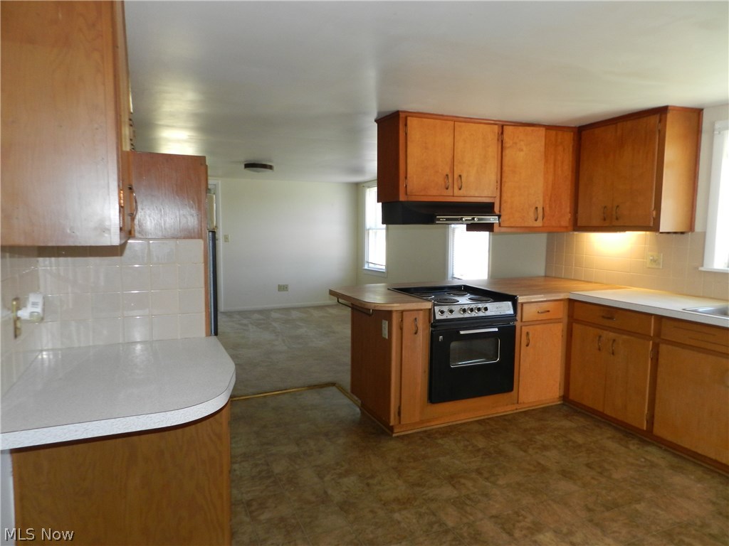 10328 Stamm Road Mantua, OH 44255 - Photo 6 of 34