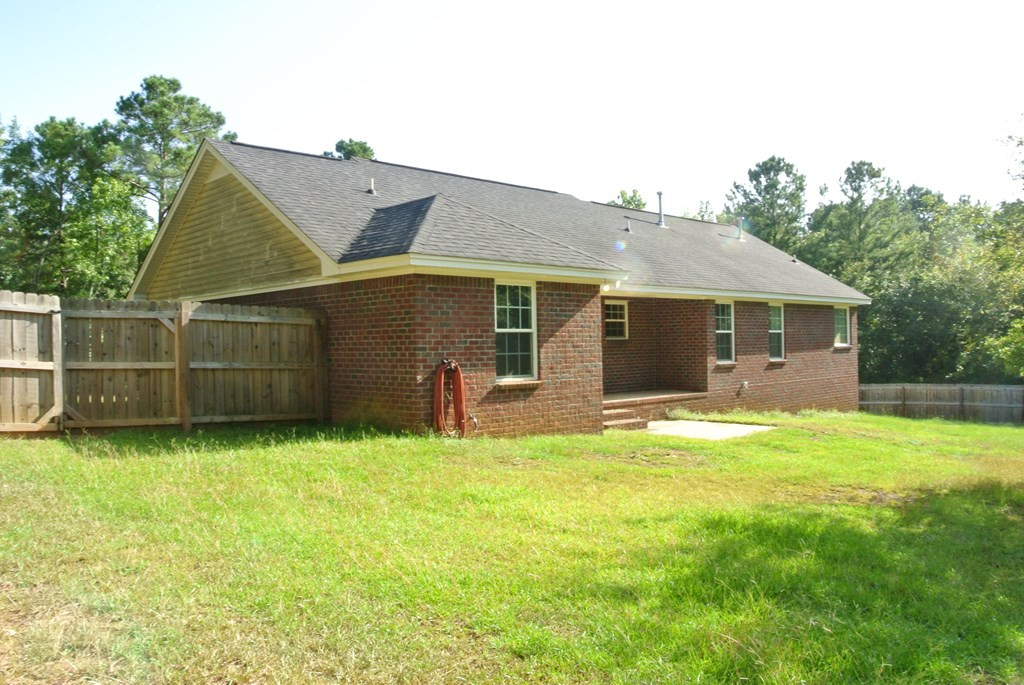 4545 Seymour Road Dalzell, SC 29040 - Photo 4 of 20 Gallery Image 4