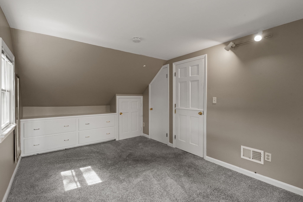 217 Charge Pond Road Wareham, MA 02571 - Photo 18 of 25 Gallery Image 18