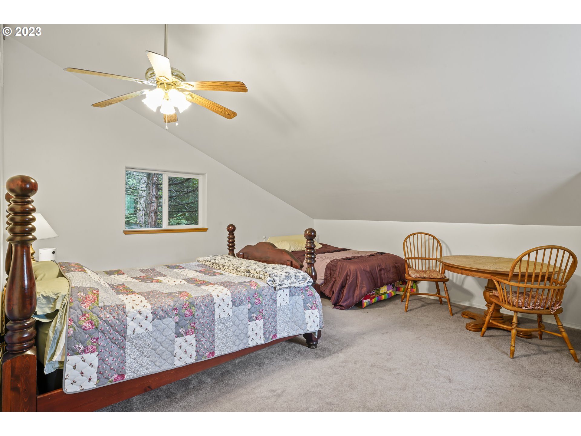 18057 Tyee Road Umpqua, OR 97486 - Photo 29 of 44 Owner's Suite Bedroom
