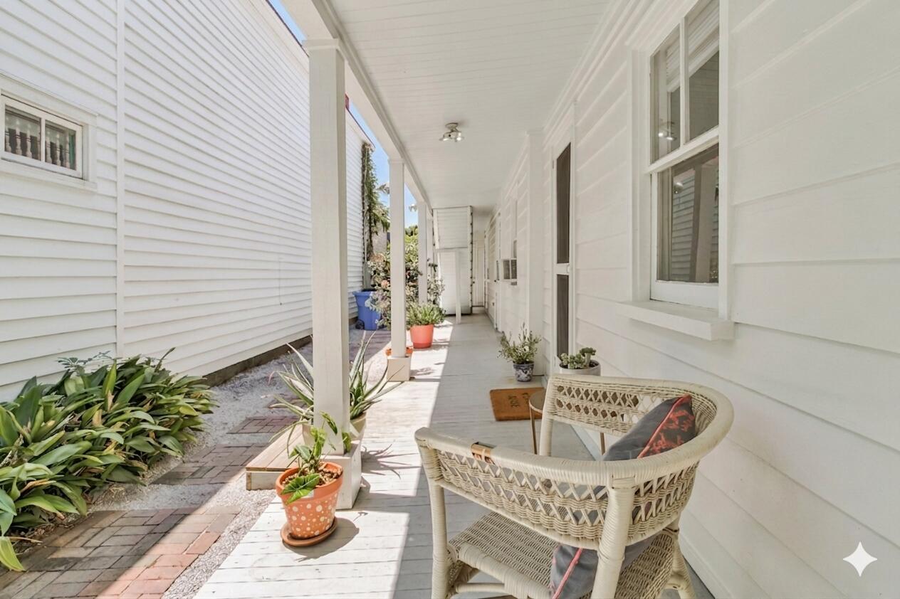 46 Ashe Street Charleston, SC 29403 - Photo 14 of 27 Unit A porch