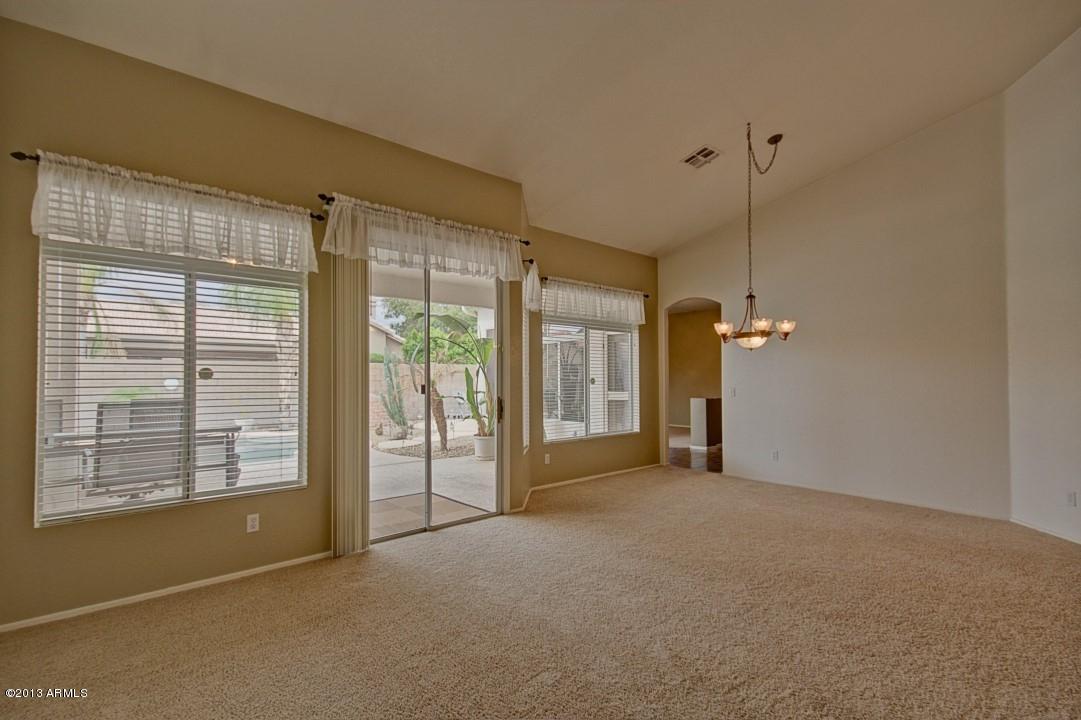 310 West El Freda Road Tempe, AZ 85284 - Photo 7 of 42 El Freda (7)