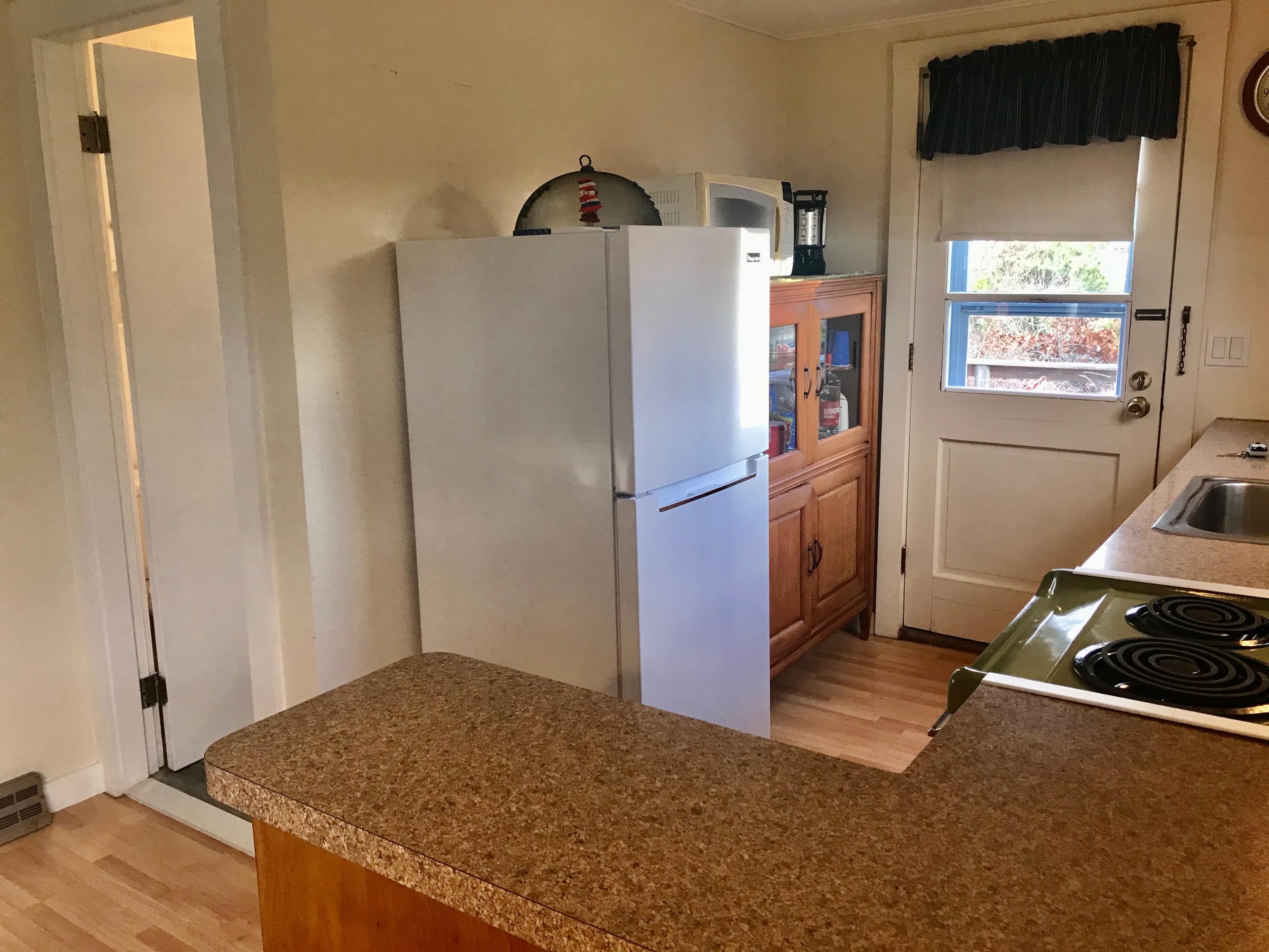 341 Phillips Road Sandwich, MA 02562 - Photo 15 of 17 Kitchen