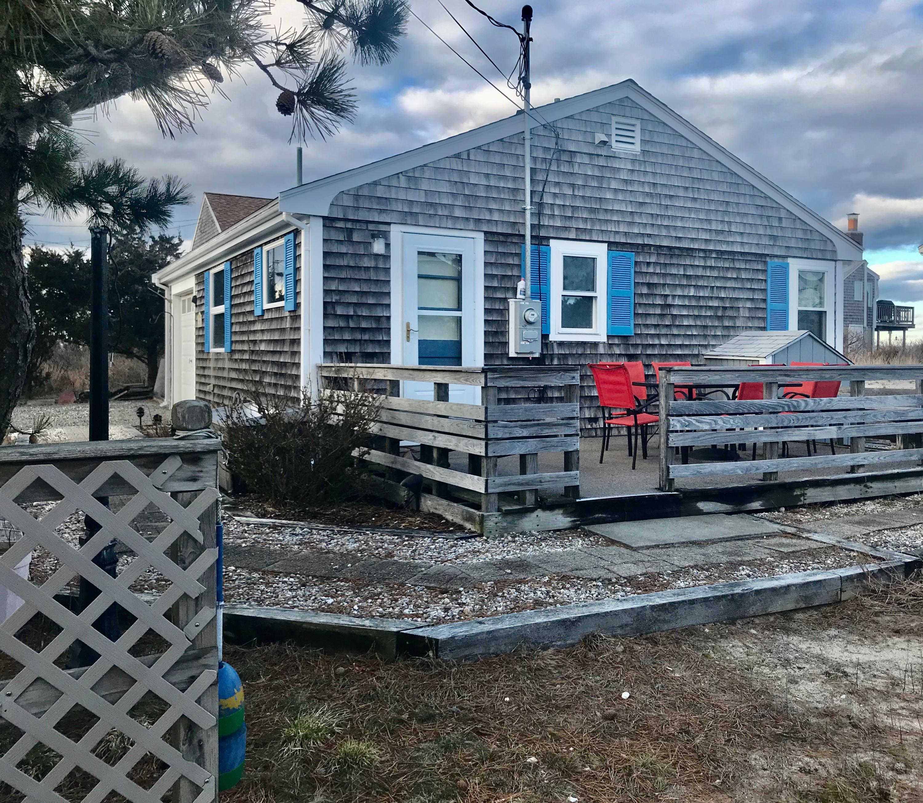 341 Phillips Road Sandwich, MA 02562 - Photo 4 of 17 Deck