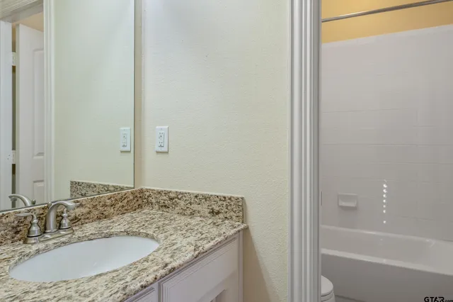 $749,900 | 2861 J J.Cupit Court, Tyler, TX 75709