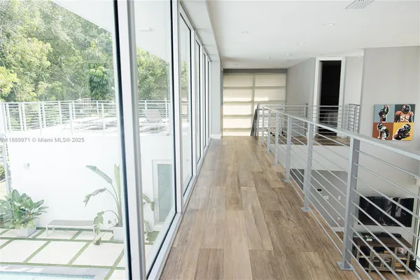 $18,500 | South Miami, Miami, FL 33143