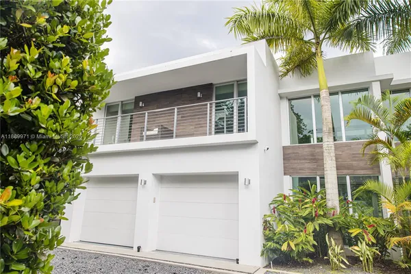 $18,500 | South Miami, Miami, FL 33143