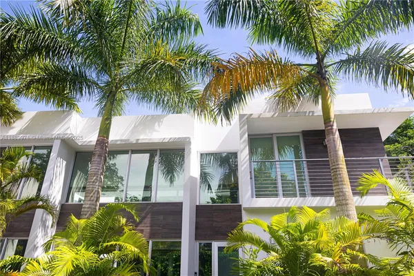 $18,500 | South Miami, Miami, FL 33143