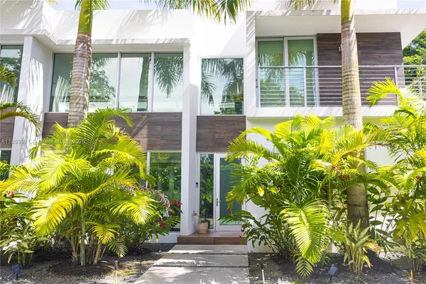 $18,500 | South Miami, Miami, FL 33143