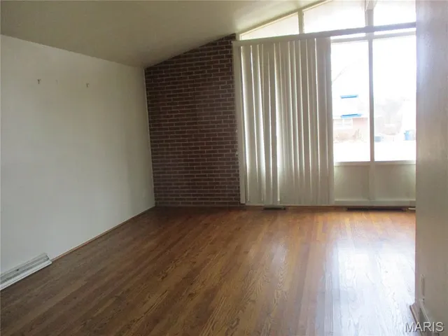 $92,500 | 2410 Netherwood Drive, St. Louis, MO 63136