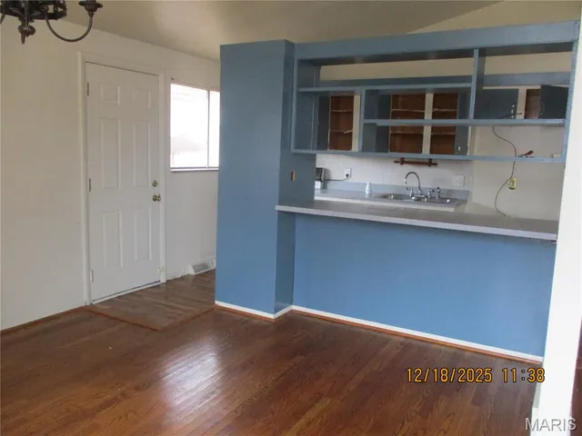 $92,500 | 2410 Netherwood Drive, St. Louis, MO 63136