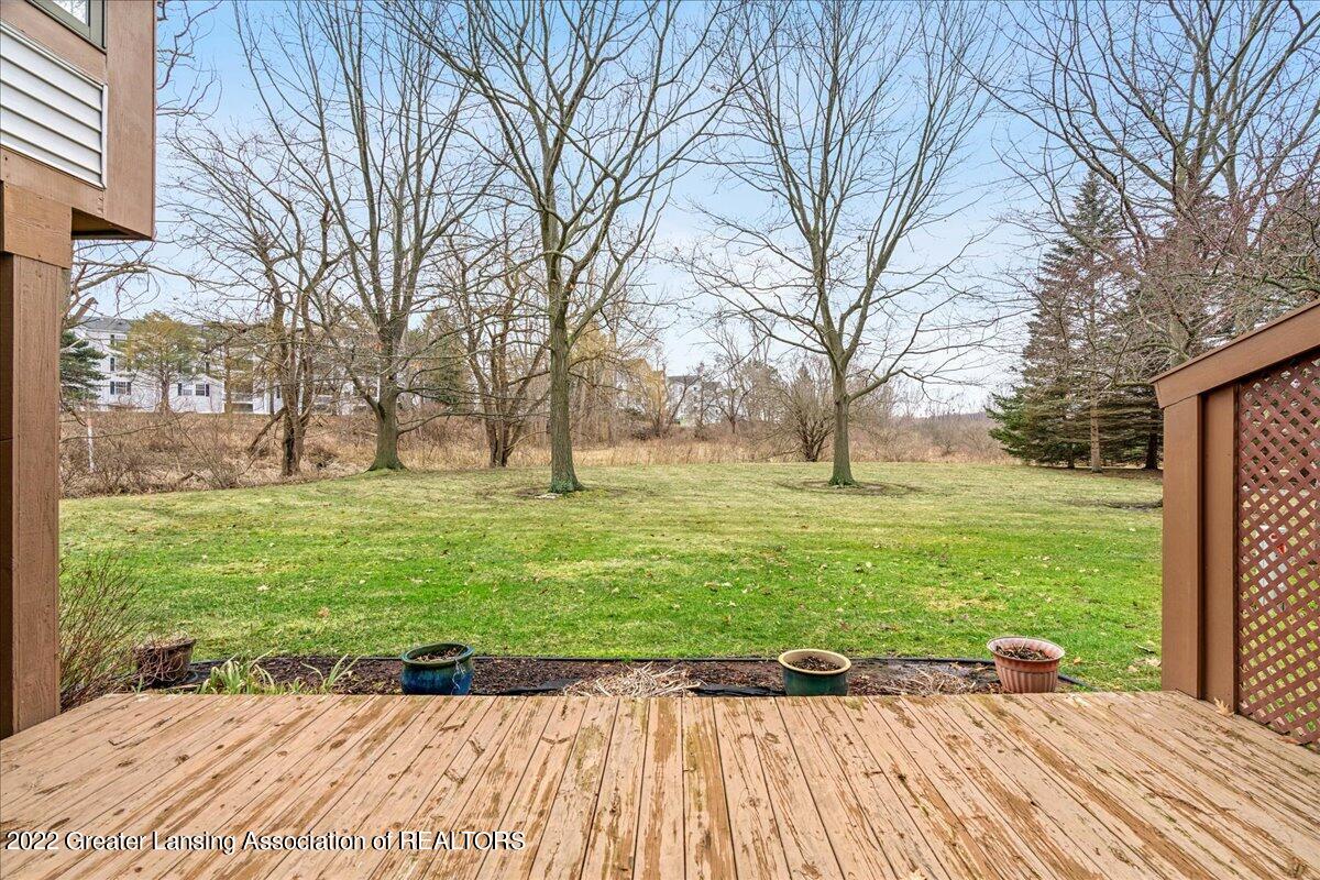 6743 Spring Tree Lane, Unit 120 Lansing, MI 48917 - Photo 28 of 38 16-Media Jett-16