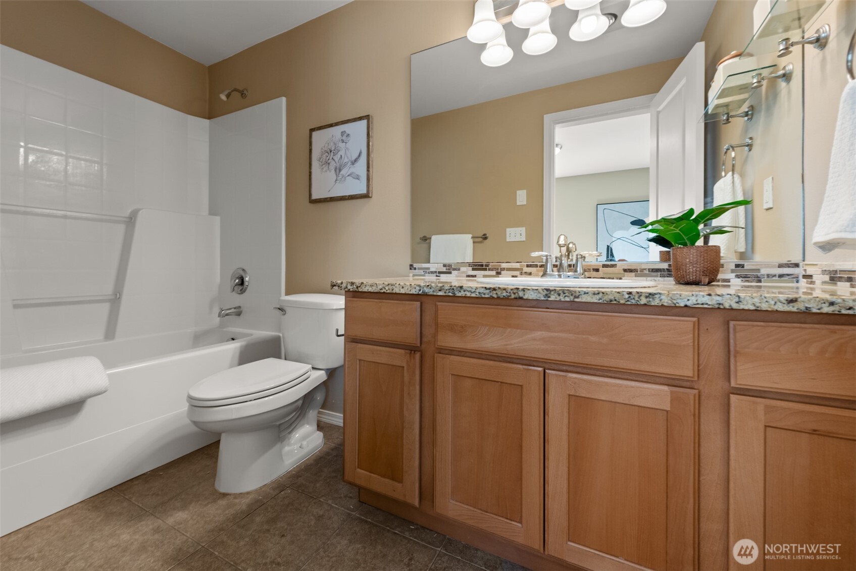 10134 Holman Road Northwest, Unit B Seattle, WA 98133 - Photo 13 of 25