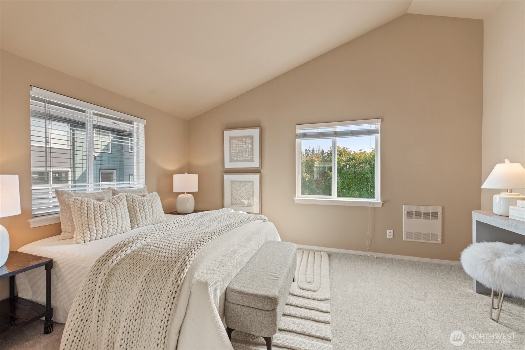 10134 Holman Road Northwest, Unit B Seattle, WA 98133 - Photo 14 of 25