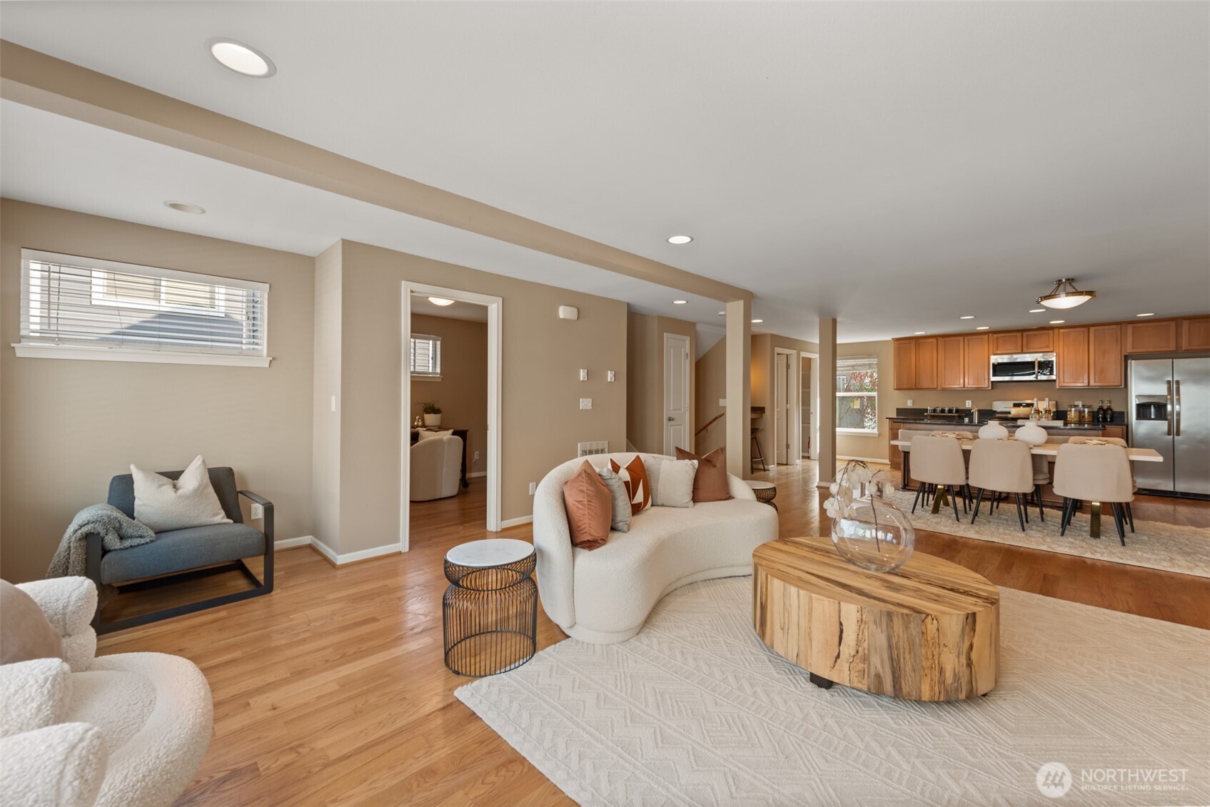 10134 Holman Road Northwest, Unit B Seattle, WA 98133 - Photo 5 of 25