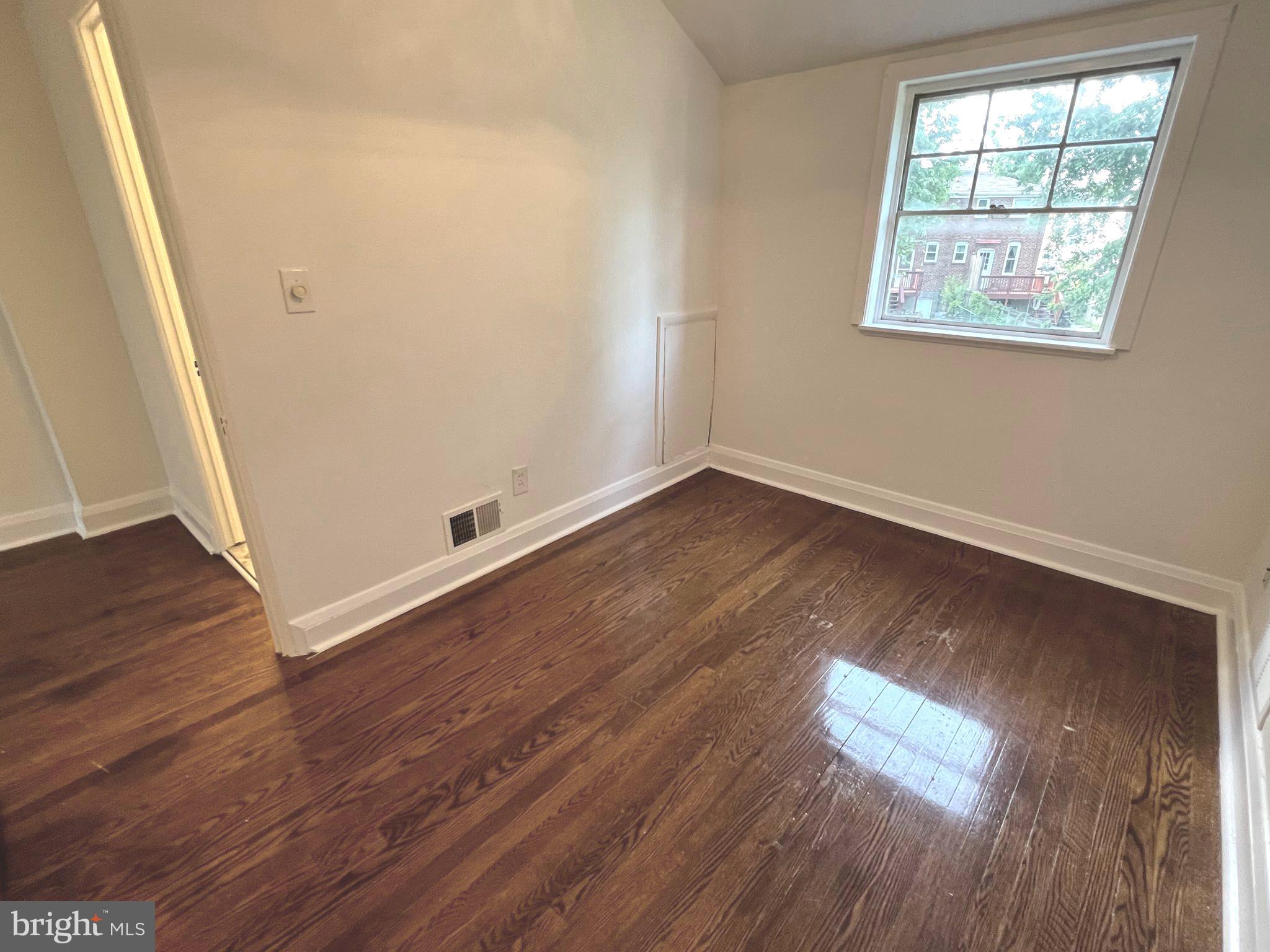 1628 Naturo Road Baltimore, MD 21286 - Photo 17 of 41