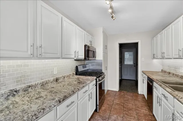 $185,000 | 2844 Westlawn Street, St. Louis, MO 63125