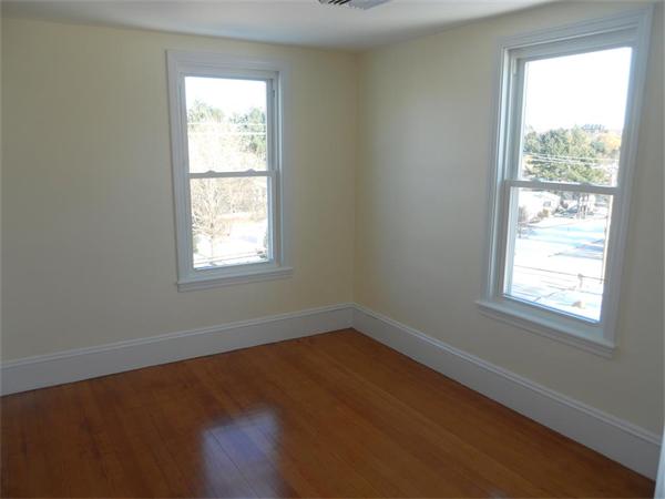 353 Howe Street Methuen, MA 01844 - Photo 16 of 21 Gallery Image 16