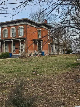 $19,000 | 1303 State Street, Quincy, IL 62301