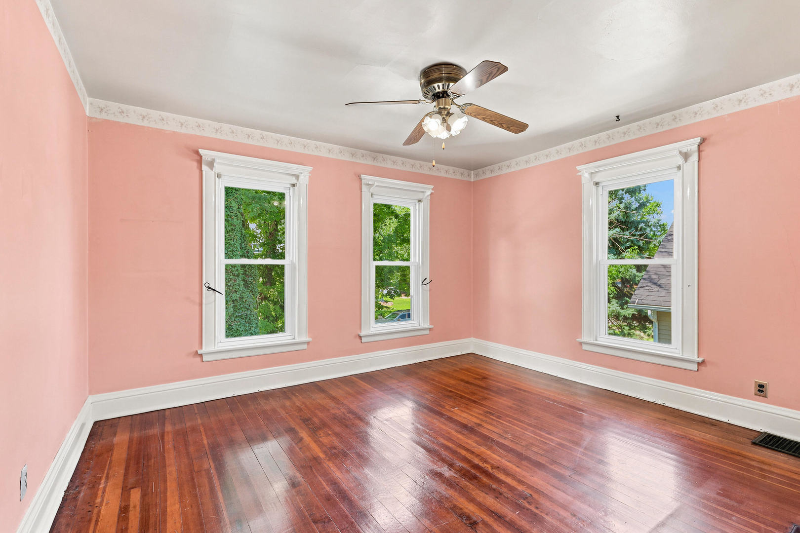 1810 15th Street Moline, IL 61265 - Photo 25 of 47
