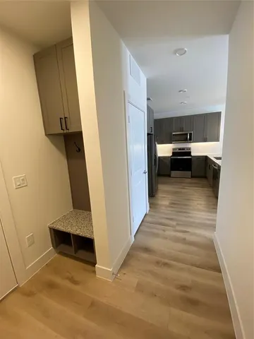 a view of utility room