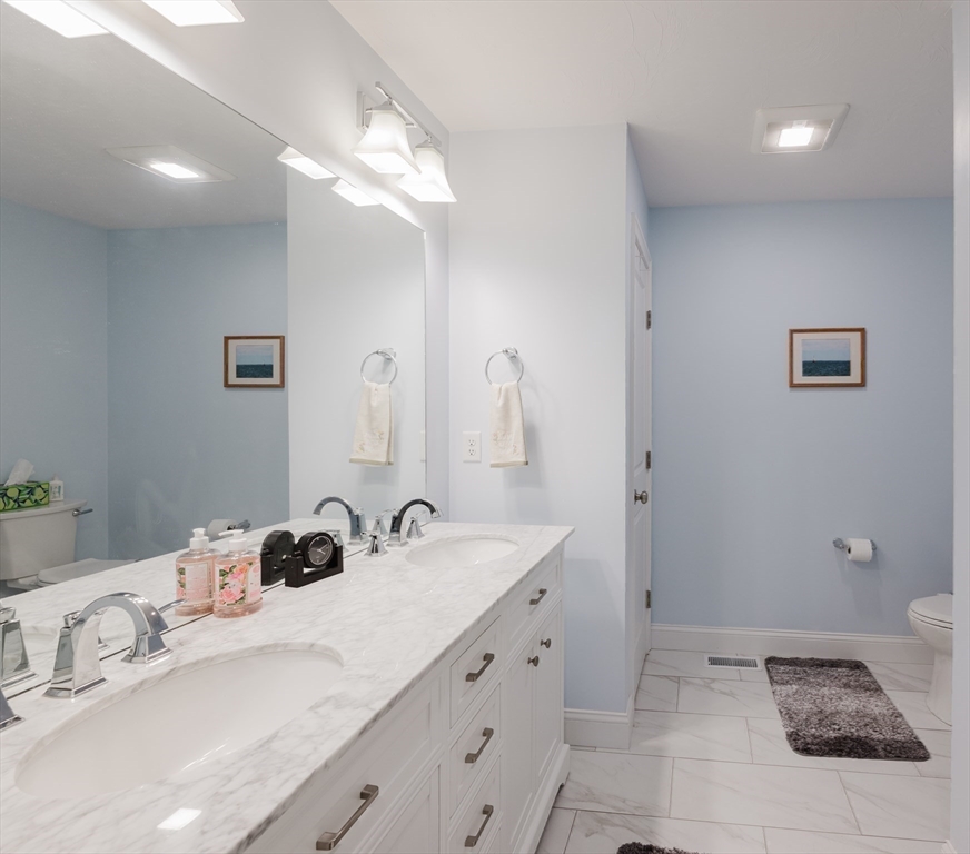 36 Sarahbeth Lane, Unit 44 Rochester, MA 02770 - Photo 33 of 42 Gallery Image 33