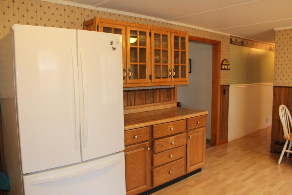 21 Pinewood Road Canton, MA 02021 - Photo 4 of 15 Photo