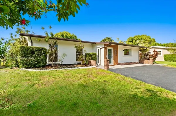 $649,500 | 1905 Northwest 62nd Terrace, Margate, FL 33063