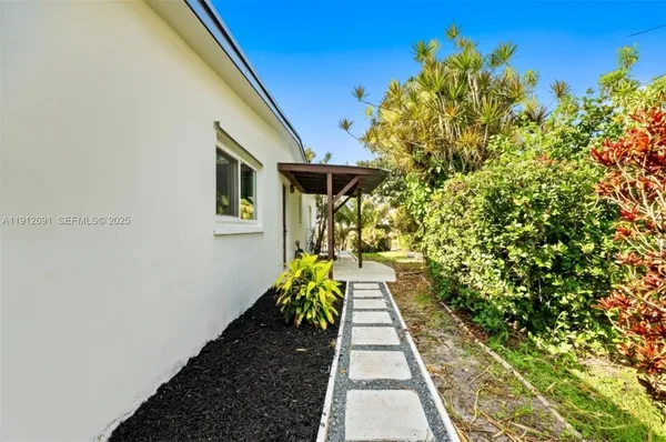 $649,500 | 1905 Northwest 62nd Terrace, Margate, FL 33063