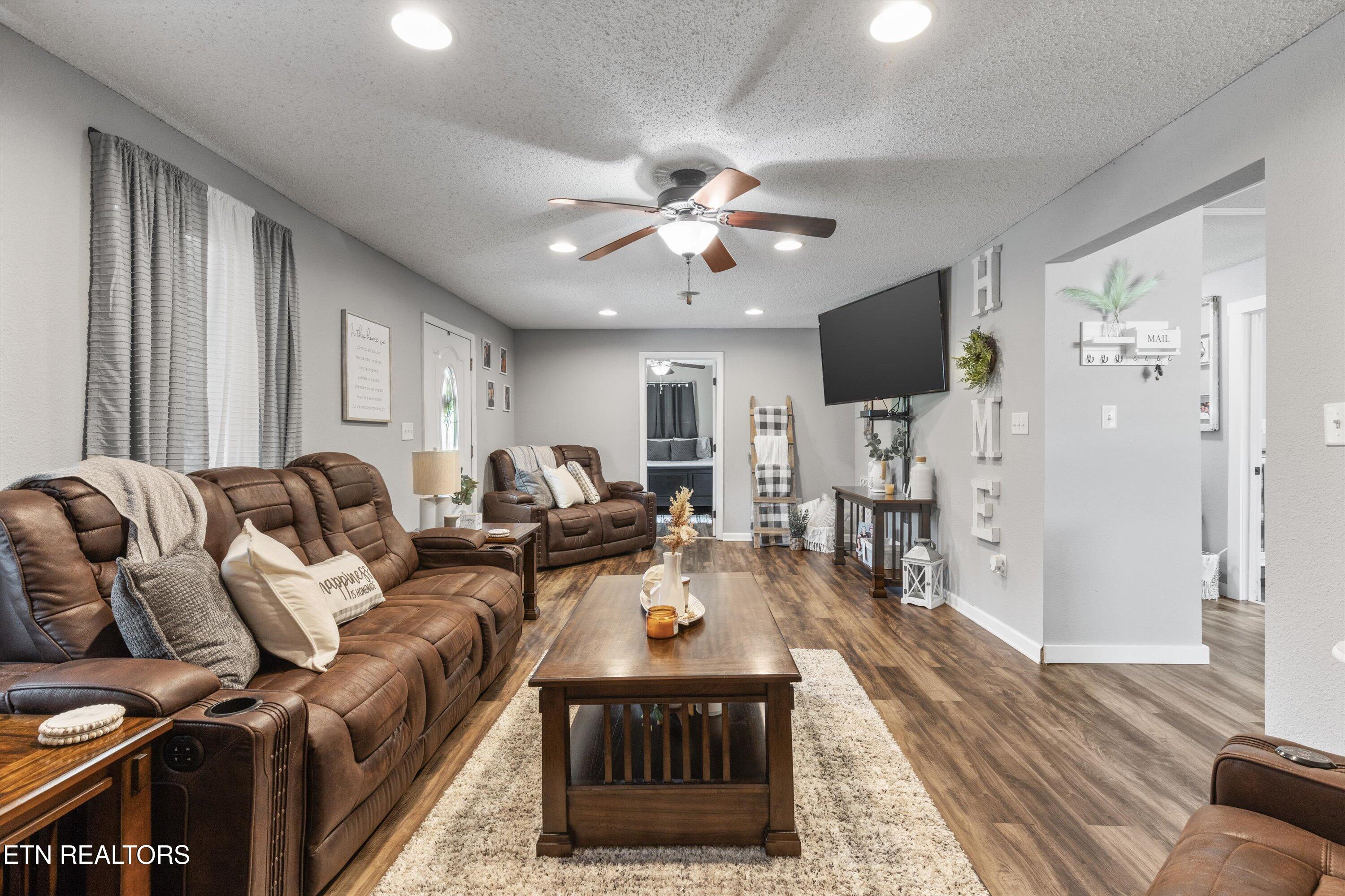 823 Reed Drive Powell, TN 37849 - Photo 11 of 50 11-823 Reed Dr-04