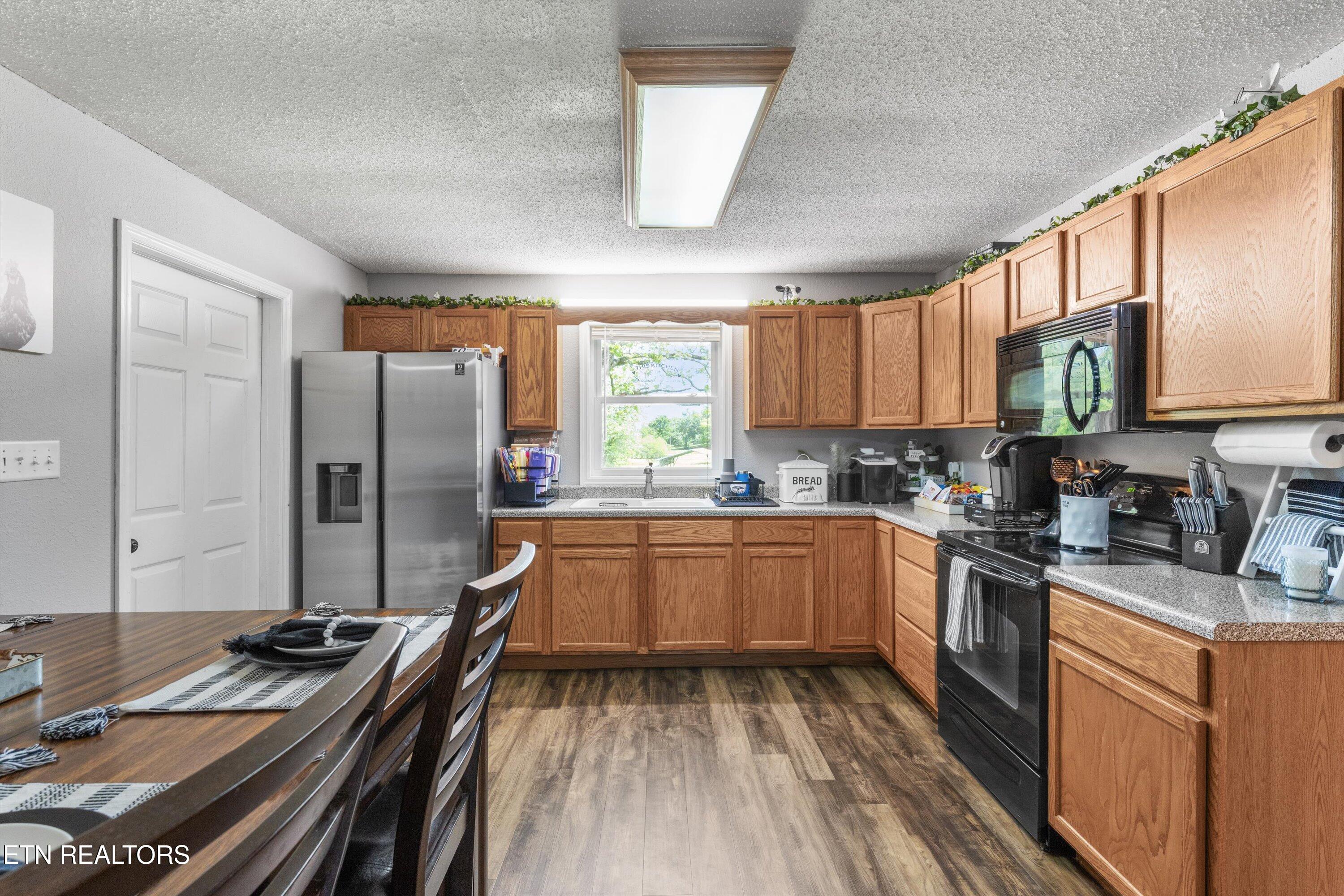 823 Reed Drive Powell, TN 37849 - Photo 15 of 50 15-823 Reed Dr-08