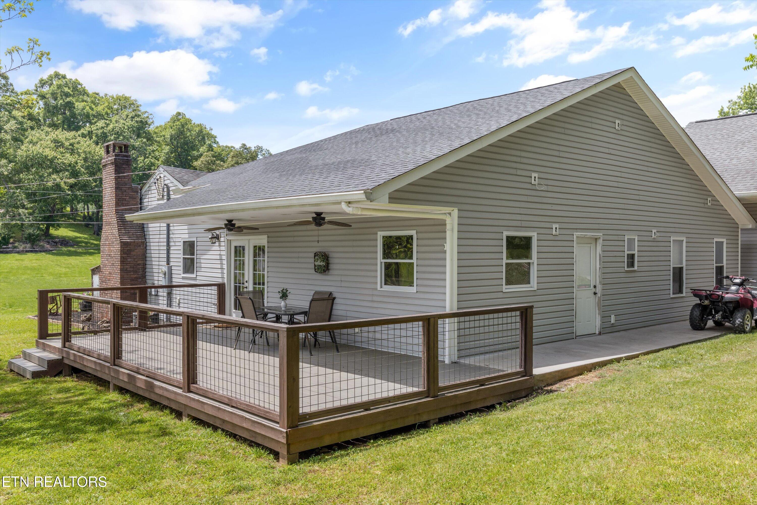 823 Reed Drive Powell, TN 37849 - Photo 34 of 50 34-823 Reed Dr-30