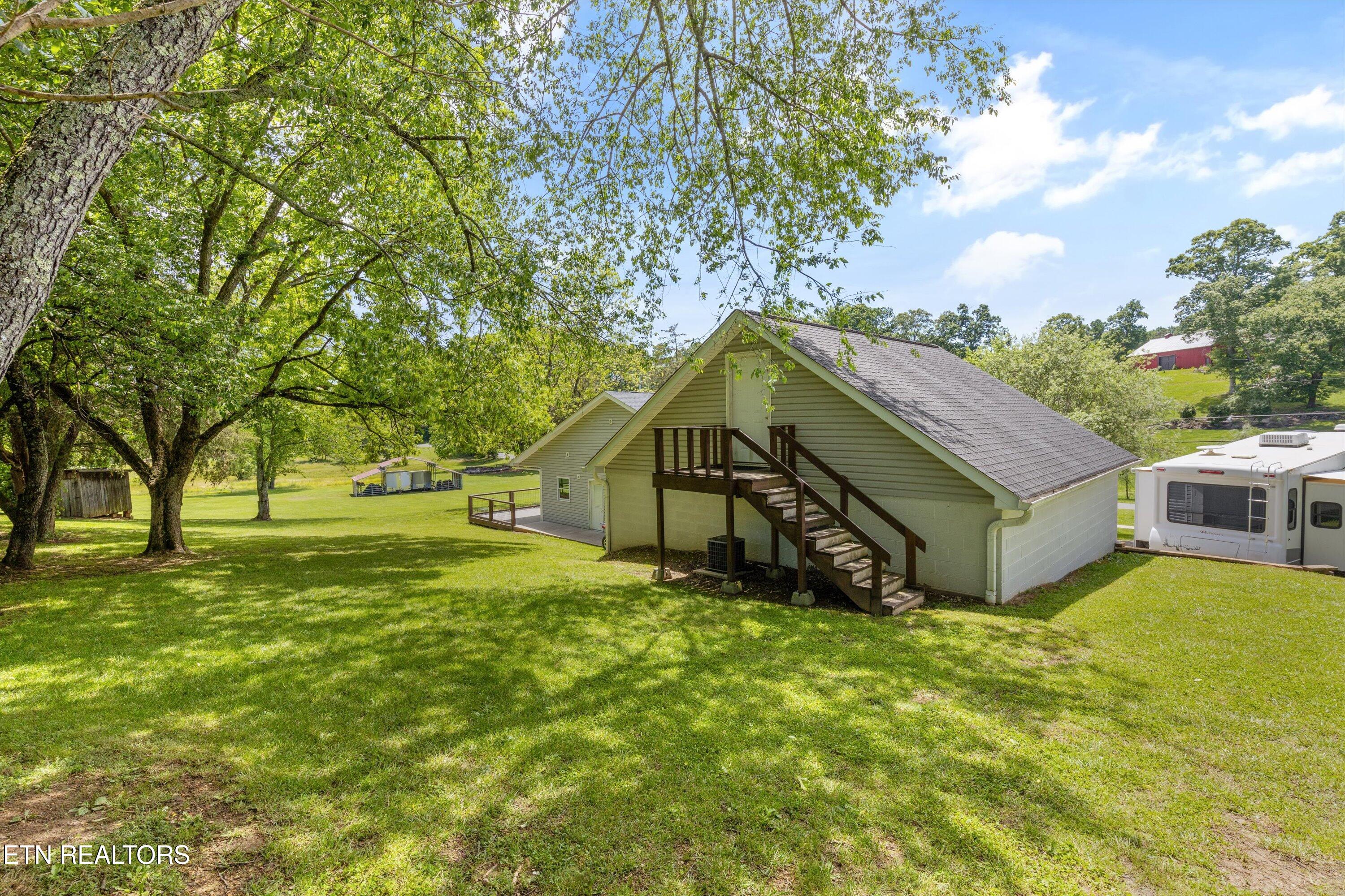 823 Reed Drive Powell, TN 37849 - Photo 37 of 50 37-823 Reed Dr-27