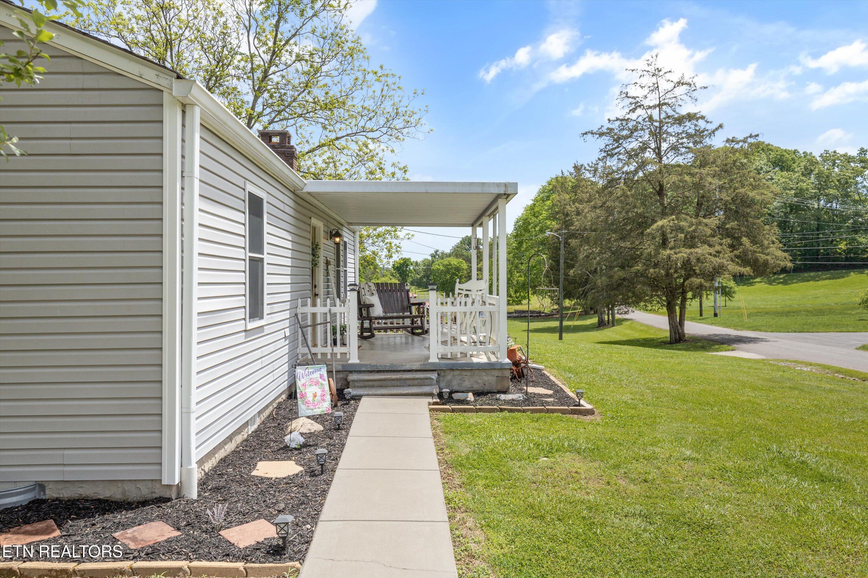 823 Reed Drive Powell, TN 37849 - Photo 6 of 50 06-823 Reed Dr-36