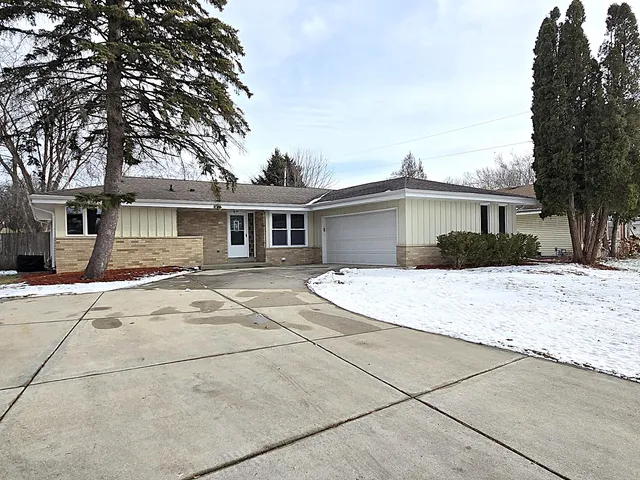 $324,900 | 7448 North 90th Street, Milwaukee, WI 53224