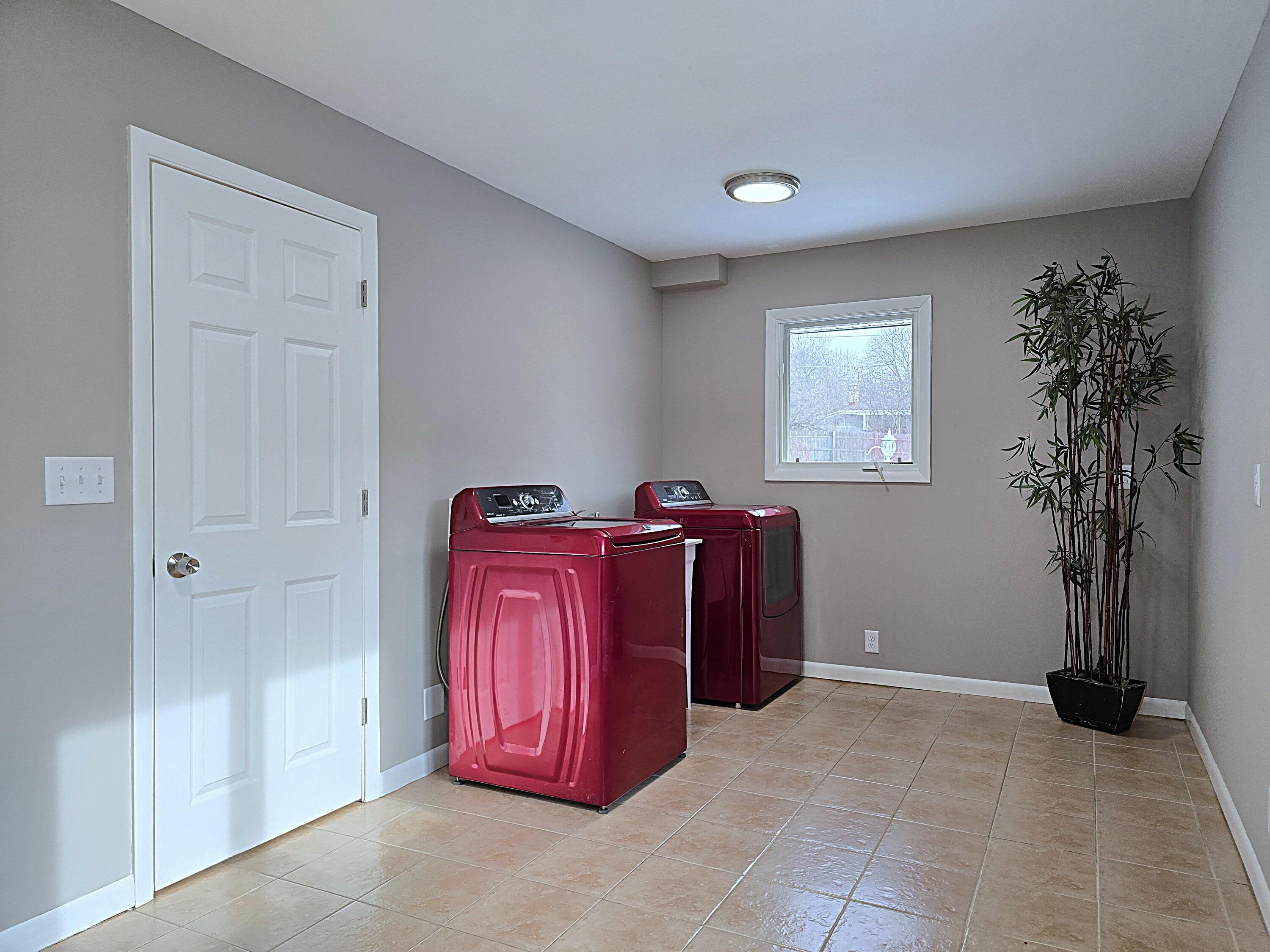 7448 North 90th Street Milwaukee, WI 53224 - Photo 41 of 55 Main Floor Laundry