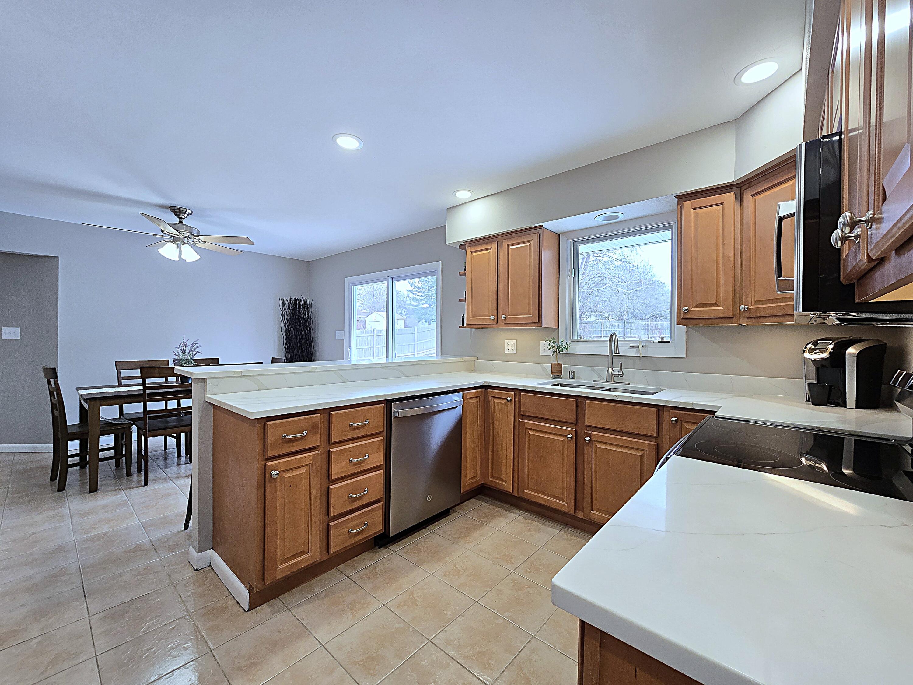 7448 North 90th Street Milwaukee, WI 53224 - Photo 5 of 55 Kitchen
