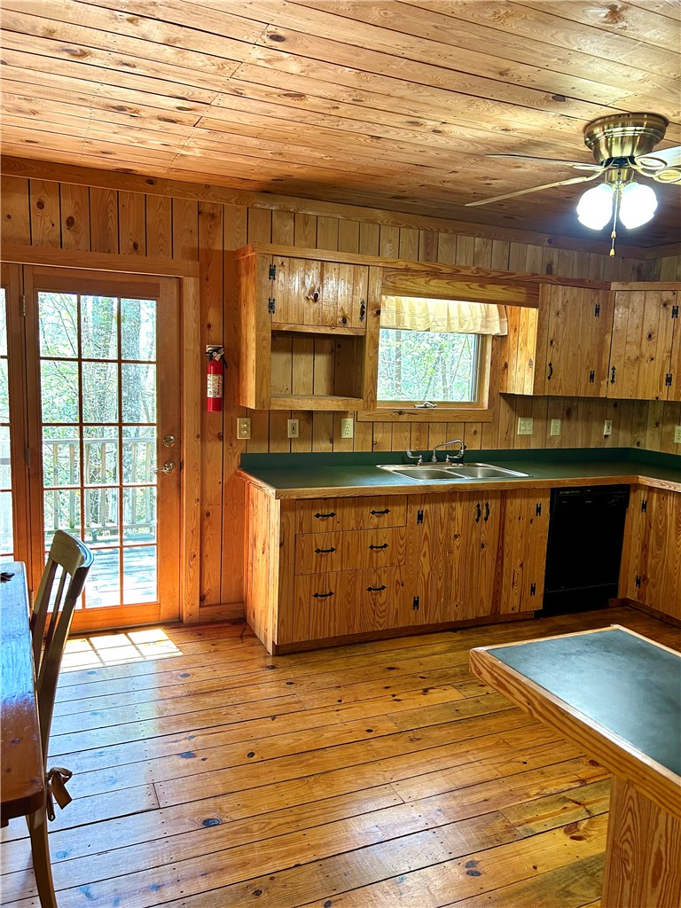 107 Brendart Hill Road Sunset, SC 29685 - Photo 12 of 41