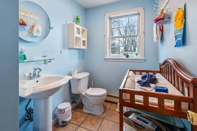 $400,000 | 124 11th Street, Leominster, MA 01453