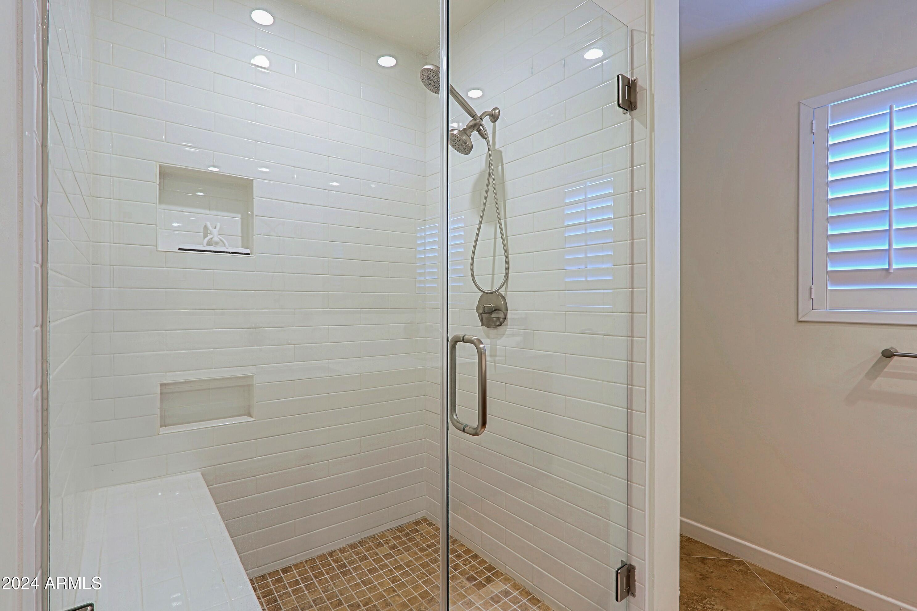 4645 East Windsor Avenue Phoenix, AZ 85008 - Photo 20 of 33 a bathroom with a shower
