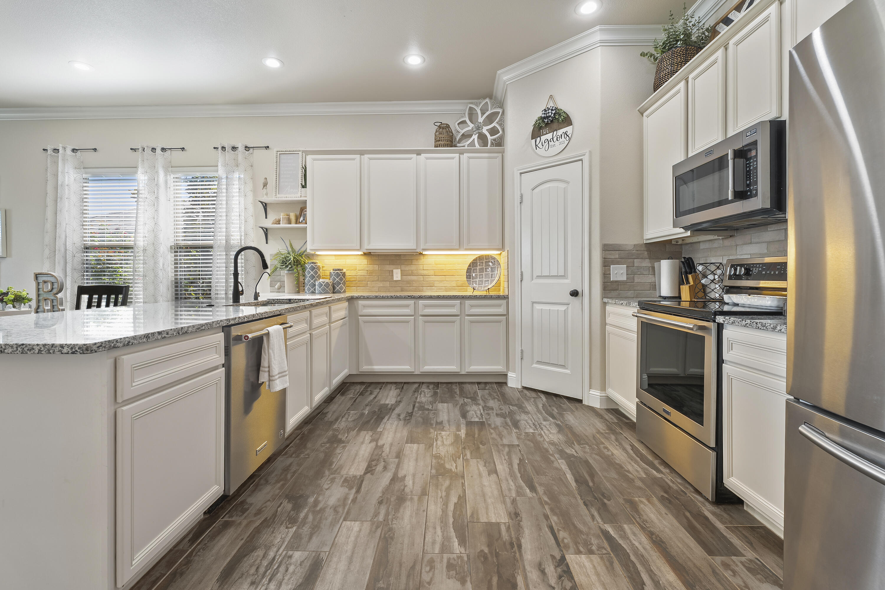 7454 103rd Street Lubbock, TX 79424 - Photo 5 of 26 DSC01185