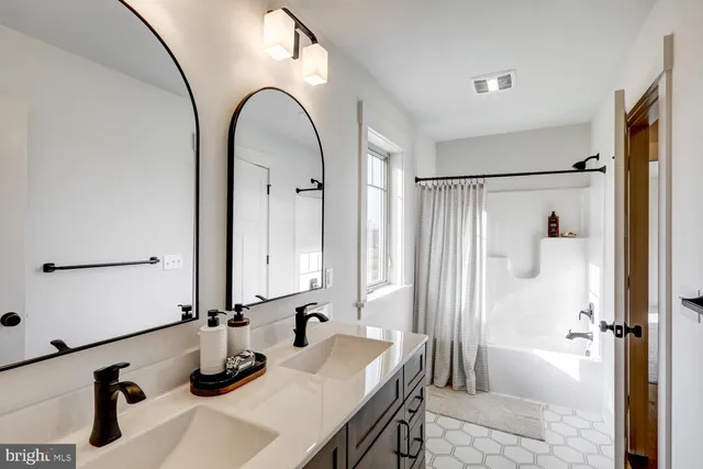 $713,850 | 205 Parkside Avenue, Lancaster, PA 17602