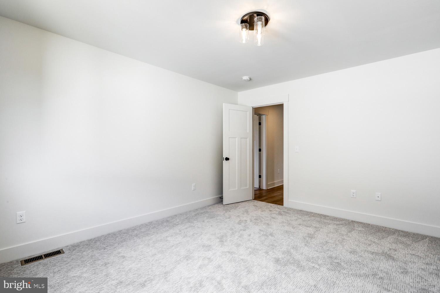 205 Parkside Avenue Lancaster, PA 17602 - Photo 54 of 74