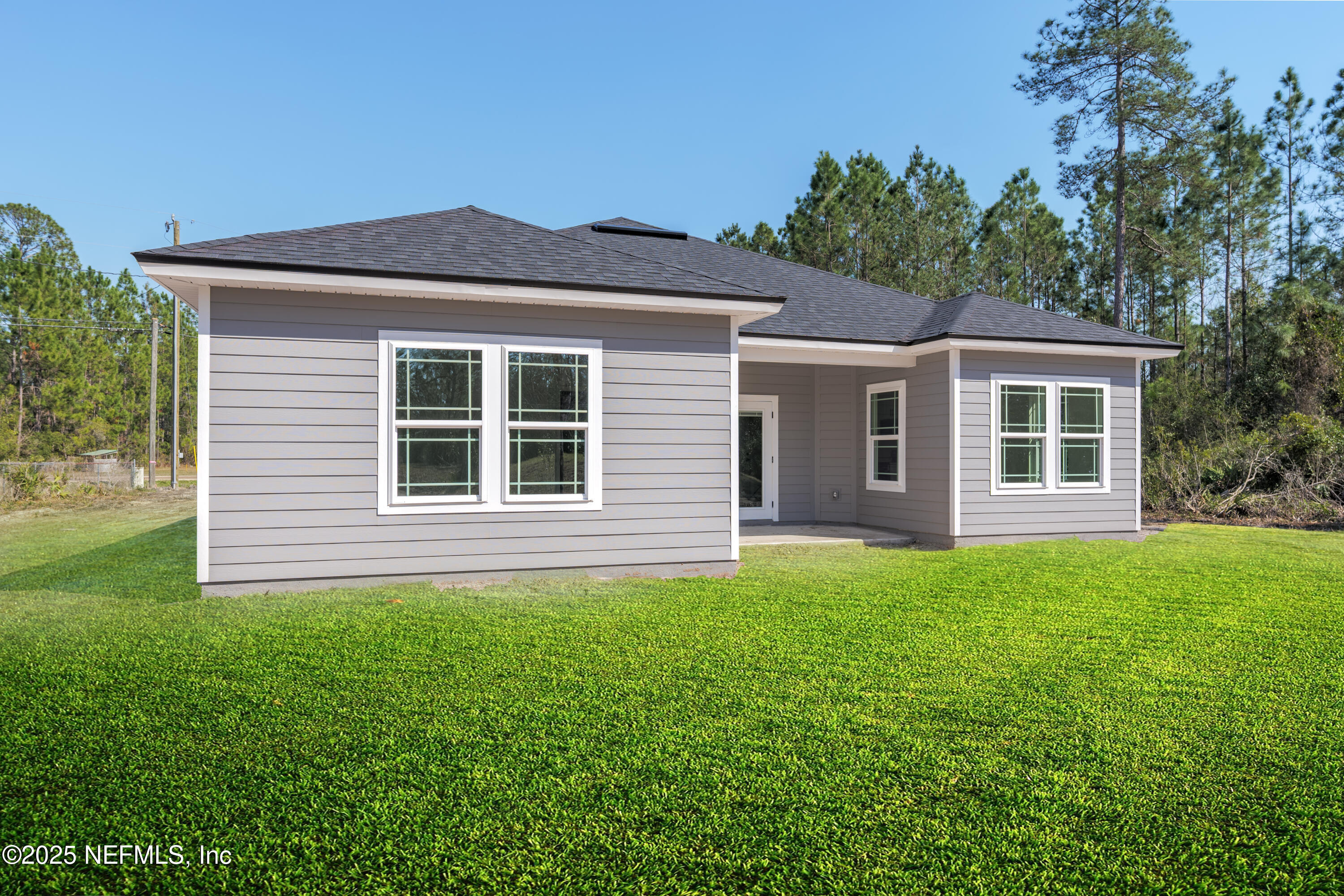 5214 County Road 218 Middleburg, FL 32068 - Photo 28 of 30 a view of a house with a backyard